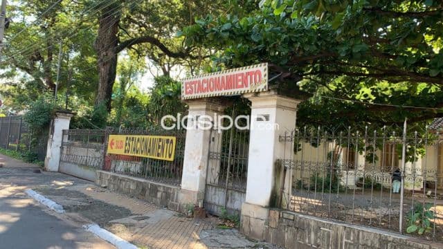 propiedad sobre Avda España frente a ANDE - CPB4303667