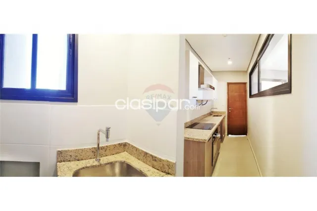 Se Vende Departamento de 2 Dormitorios con RENTA en Edificio Bosques de Villa Morra sobre — foto 3