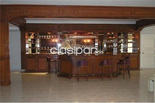 Residencia de lujo sobre av. Laguna grande San Lorenzo