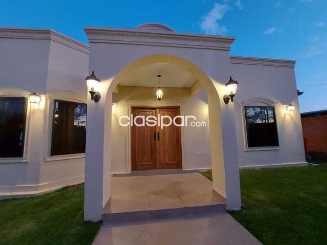 hermosa Casa en San Bernardino en Puerta del Lago