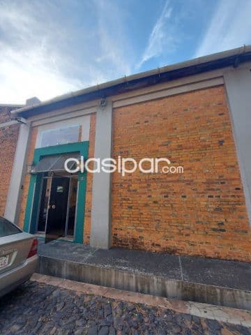 Salon en asuncion barrio Jara cod 4412