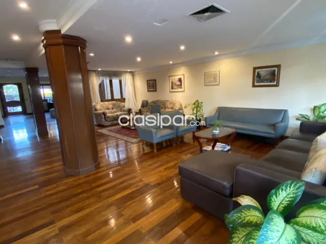 Amplio departamento sobre santisima Trinidad – zona shoppings — foto 3