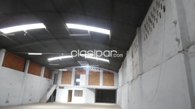 Deposito con oficina, zona cit — foto 3