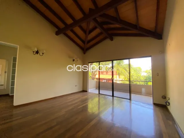 Cómoda residencia mcal. Estigarribia — foto 4