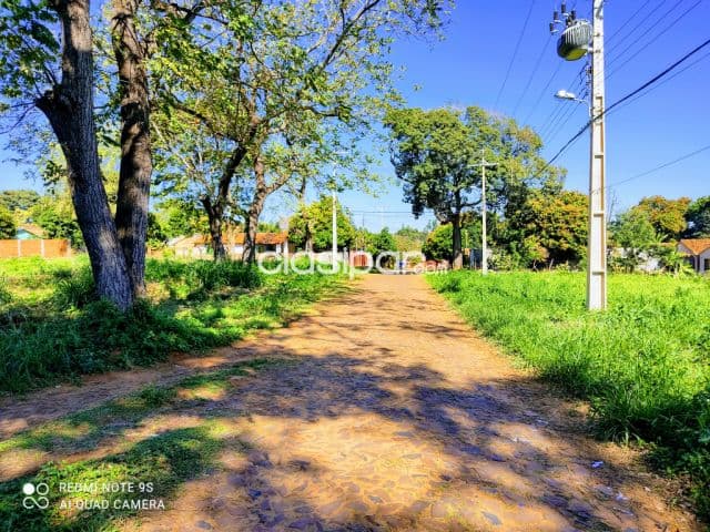 Terreno de 1488 m2 en Luque barrio julio correa