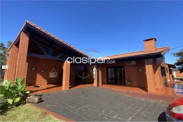 casa con piscina y amplio patio en Hohenau centro: 5 habitaciones y 4 baños, foto 3