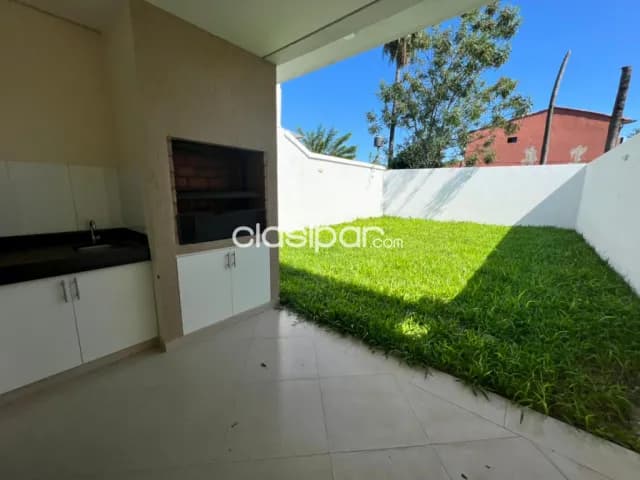 Luque – pto. Madero: Lujoso dúplex a estrenar, 3 dormitorios, jardín, 720.000.000 gs — foto 5