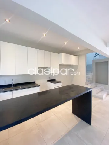 Mburucuyá – c. Pyo. Japones: Elegante dúplex en venta – 245m2 – 170.000 usd, foto 4