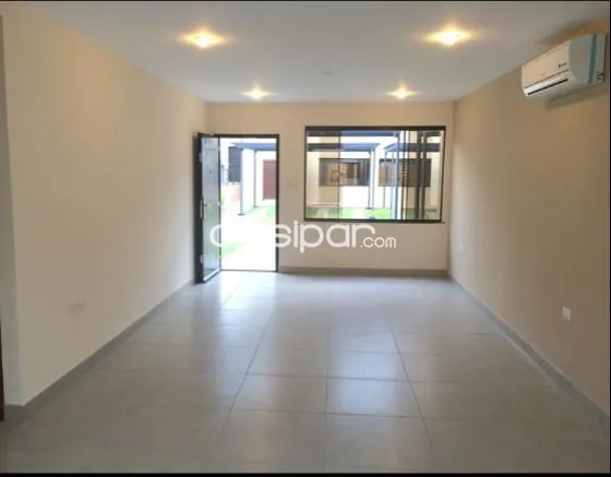 Duplex en Luque Condominio Boulevard Los Jardines — foto 4