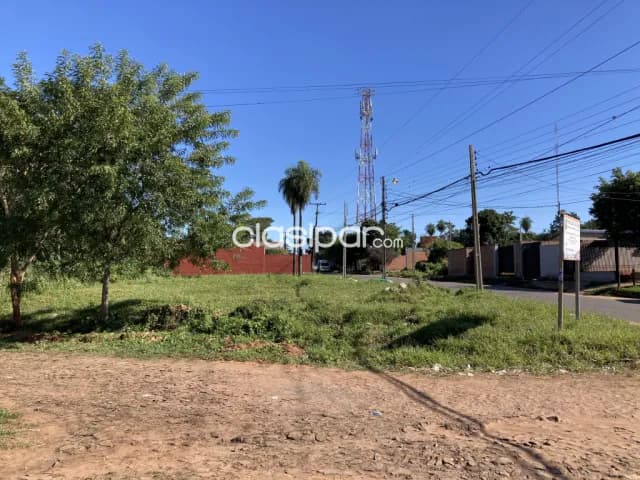 Terreno 665 m2 ESQUINA con 50 mts SOBRE ASFALTADA San Lorenzo — foto 5