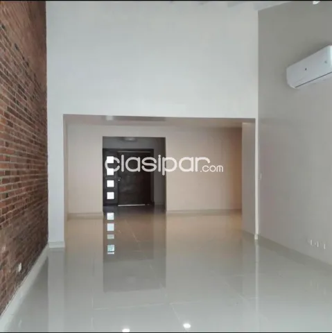Z/ embajada americana: Elegante residencia en alquiler, 3 dormitorios, 2.200 usd — foto 3