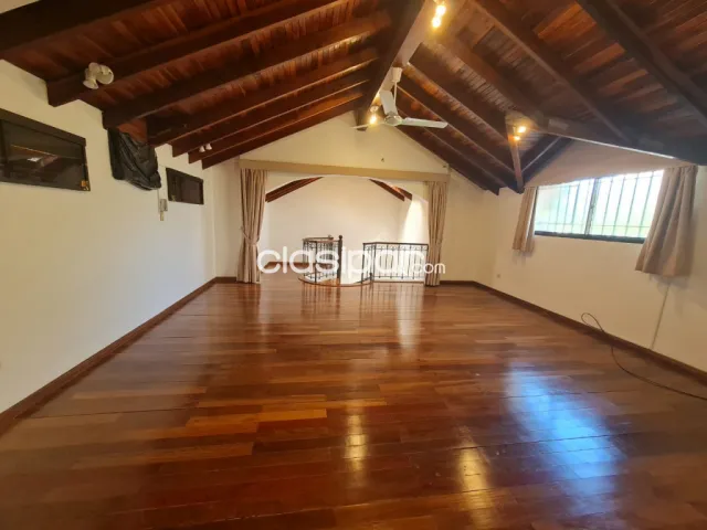 Z/ shop. Del sol: Elegante residencia duplex, finisima terminacion, 3 suites, 4 garajes — foto 5