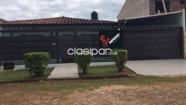 Casa en Luque zona villa adela. Cod 4678
