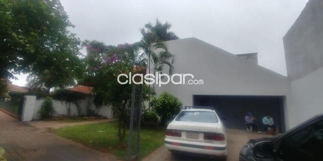 Carmelitas Bajo De Precio 4 Dormit Gran Jardin Piscina 11000000 Gs, foto 1