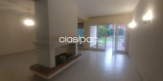 Carmelitas Bajo De Precio 4 Dormit Gran Jardin Piscina 11000000 Gs, foto 3