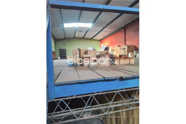Imponente depósito en pleno centro San Lorenzo — foto 4