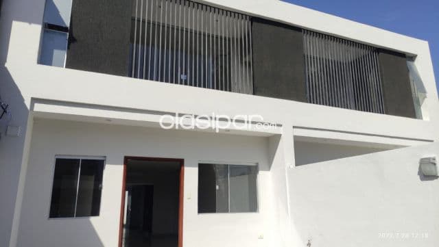 Mburucuyá a estrenar: Alquilo 2 impecables duplexs de lujo, jardín, piscina – 6.000.000 gs