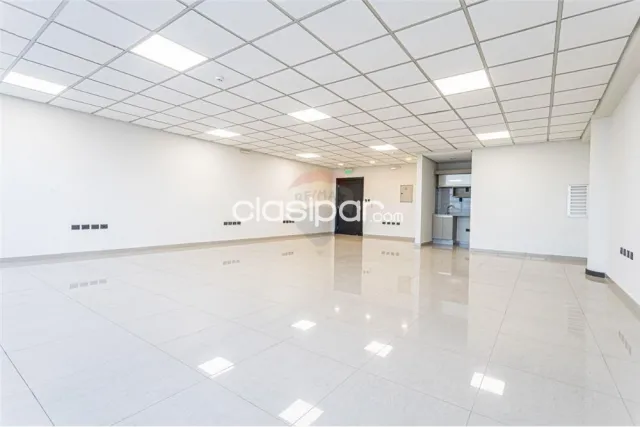 Edif. Sky center: Oficinas premium en el eje corporativo, desde 80m2 – 1.200 usd — foto 2