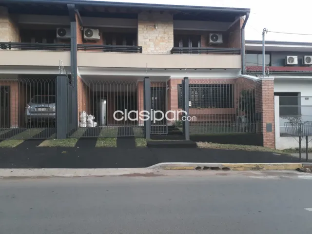 Villa Morra – prox. Wtc: Elegante duplex en alquiler, amoblado, 3 dormit, jardín, piscina, foto 2