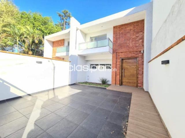 Los laureles a estrenar: Residencia minimalista, 185m2, 3dormit, equipa full, jardín — foto 1