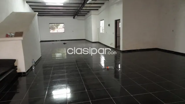 Casa de 2 plantas, zona rodriguez de francia y ana diaz, barrio pettirossi, foto 3