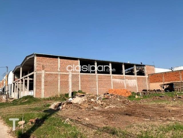 Z/ mme. Lynch – cit: A estrenar, 1.200m2 depósito cerrado c/ oficinas – 5.600 usd, foto 1