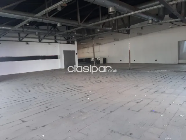 Avda. España – Recoleta: 850m2 p/ showroom, tiendas, oficinas, planta libre – 9.000 usd, foto 5