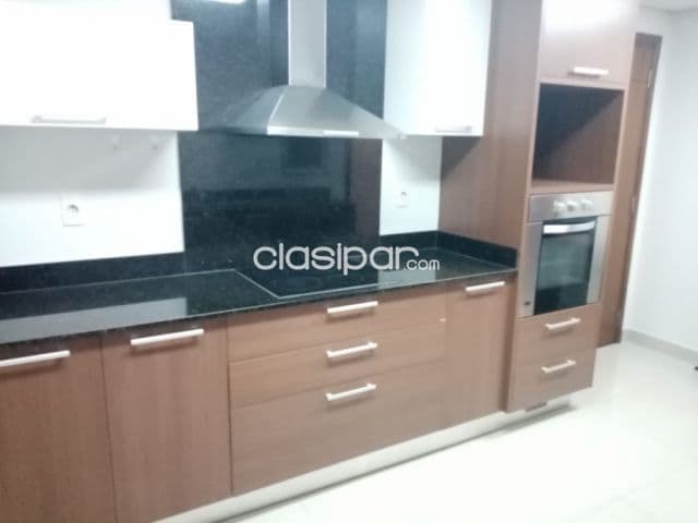 Departamento 3 dormitorios en suite en los laureles