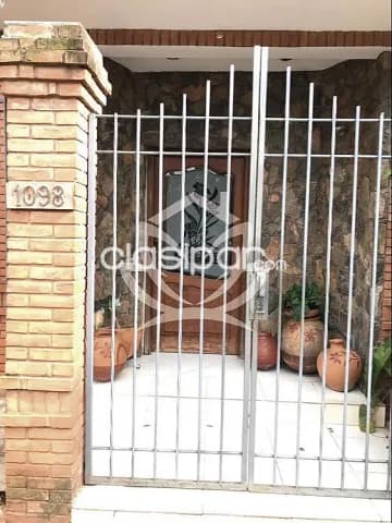 Casa de mas de 6 dormitorios en el Bo. Bernardino Caballero - Asunción, foto 3