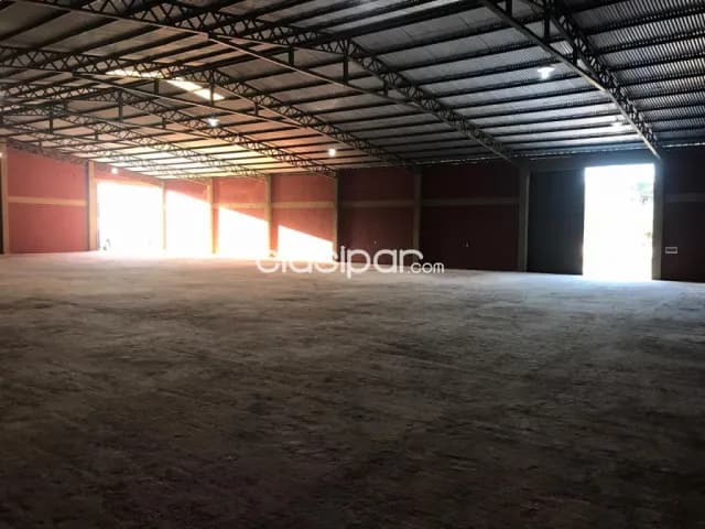 O vendo tinglado en Mariano Roque Alonso zona rotonda cod 3223 — foto 3