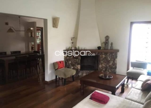 Hermosa Casa en Villa Aurelia en esquina - Asunción