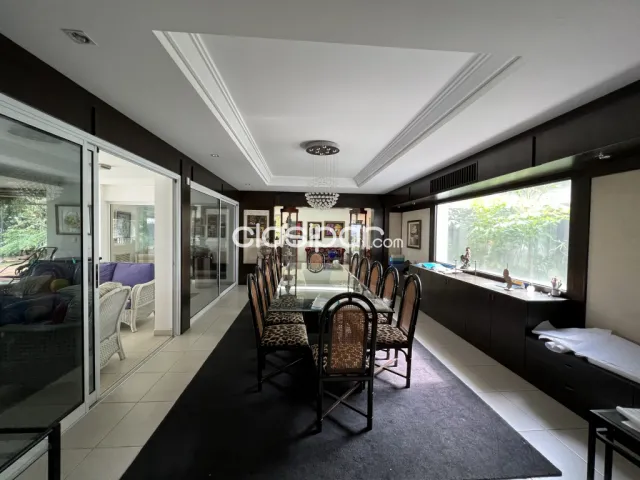 Casa de 6 dormitorios en suite en Mbachio, Lambare — foto 3