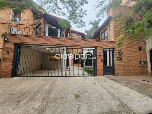 Villa Morra: Lujosa residencia en condominio, 3 dormit, gran jardín, piscina – 360.000 usd, foto 1