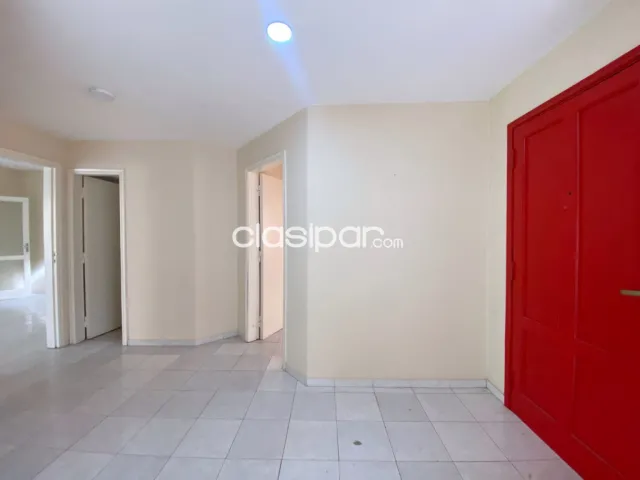 Mburucuyá: Confortable casa pareada, 3 suites, jardín, piscina, 6.800.000 gs, foto 3