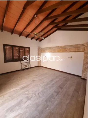Mburucuyá: Distinguida residencia, 3 dormitorios, jardín, parrilla, 9.500.000 gs, foto 3