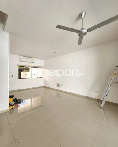 Z/ paseo la galeria – sta. Teresa: Distinguido duplex, 3 dormit, jardín, piscina, foto 3