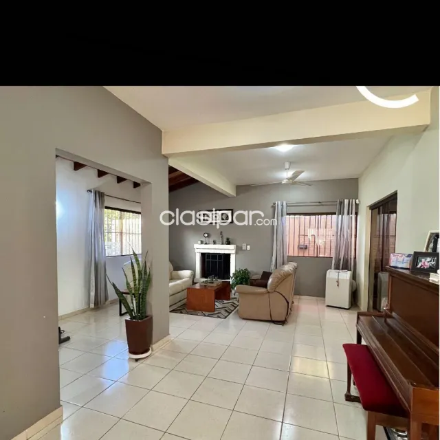 Loma pyta: Bella residencia en esq. 382m2, 4 dormit, quincho, parrilla, jardín, foto 5