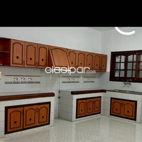 Bº Recoleta: 234 m2, residencia en venta, 3 dormit, jardín, garajes, 220.000 usd — foto 5