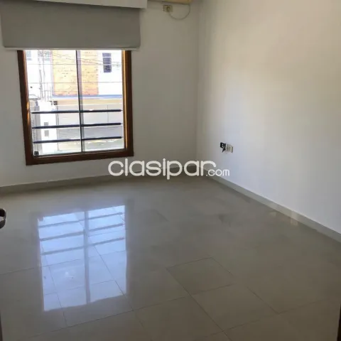 Prox. Avda. Sta. Teresa – ykua satí: Hermosos duplex a estrenar, 141 m2, 3 dormitorios — foto 3