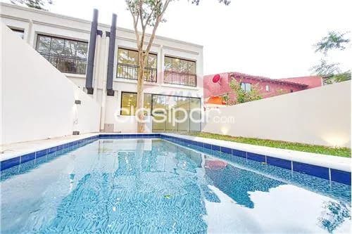 Duplex con pileta primer barrio Luque — foto 4