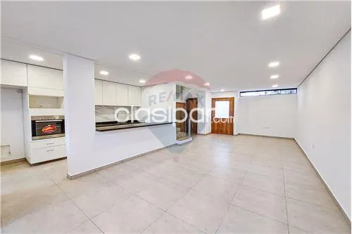 Duplex con pileta primer barrio Luque — foto 5