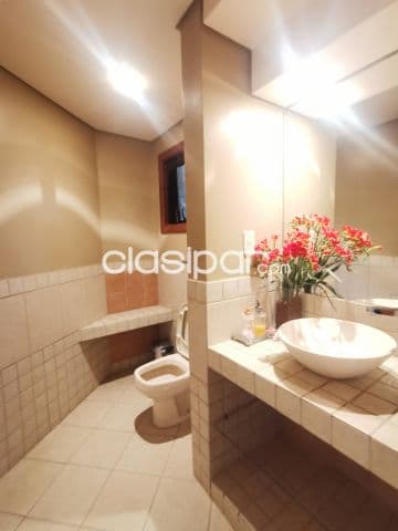 Espectacular Residencia en Fndo. De la Mora zona Norte