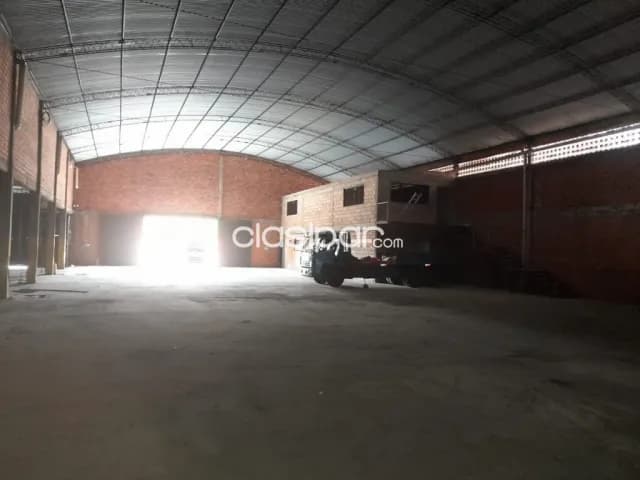 Villa Elisa – petropar: Depósito empresarial, 1.579m2, 2 naves juntas, 420.000 usd, foto 3