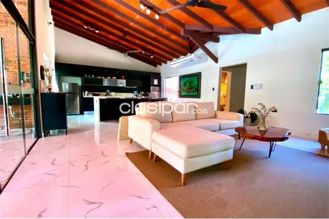 Moderna casa en San Bernardino con piscina manejada con comando google, foto 3