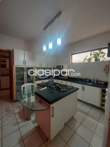 casa de arquitectura moderna en Villa Aurelia — foto 2