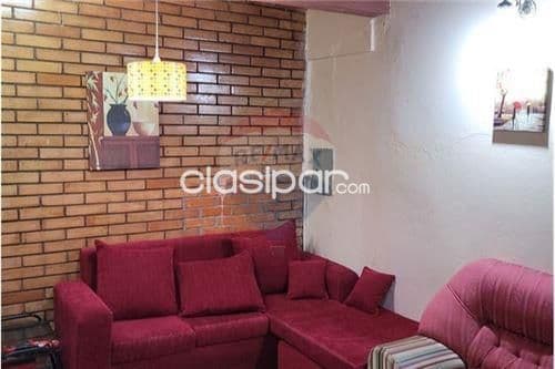 Casa para inversion en lambare a 100 mtrs de medicos del chaco y rca.argentina