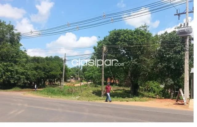 Limpio - 3 terrenos - esquina estrategicamente ubicada con la ruta 3 — foto 2