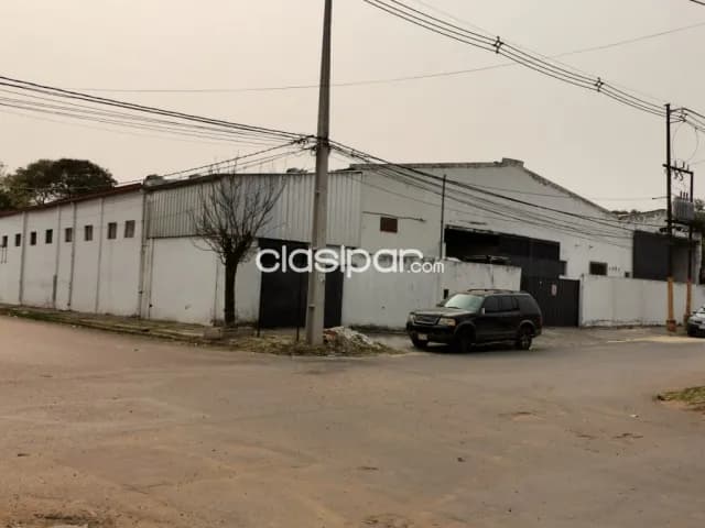 Avda. Artigas – ips: 1.190 m2 + oficinas, 2 depósitos colindantes en alquiler, 15.000.000 — foto 3