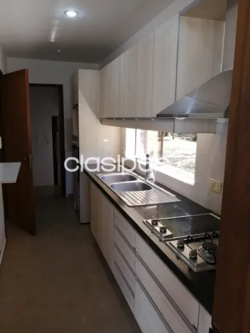 Montesol – Luque: Vivienda en condominio, 3 dormit, jardín, piscina, seg 24 hs, foto 5