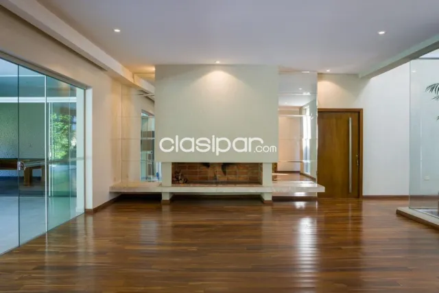 Los laureles: Elegante residencia premium, 4 suites, home theater, gran jardín, piscina — foto 3